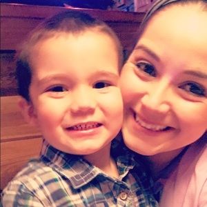 Meet your Posher, Ashley